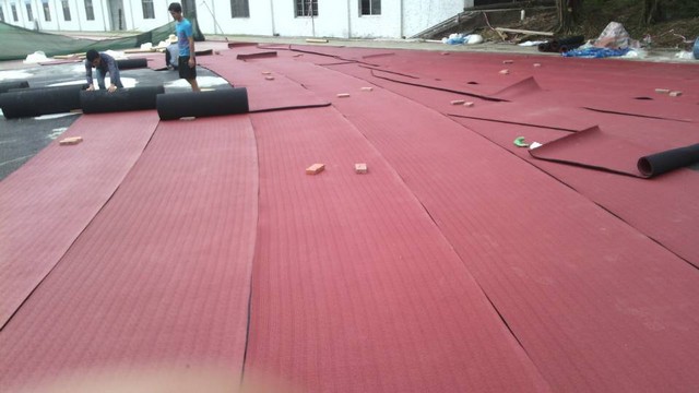 塑膠跑道建設(shè)單位資質(zhì)有什么要求?