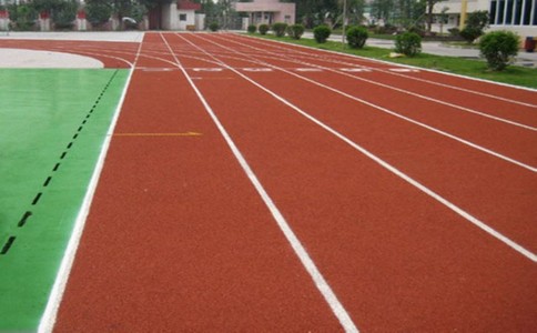 復(fù)合型塑膠跑道圖片