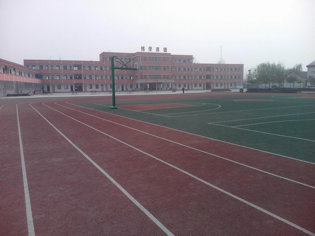 透氣型塑膠跑道包工價格多少